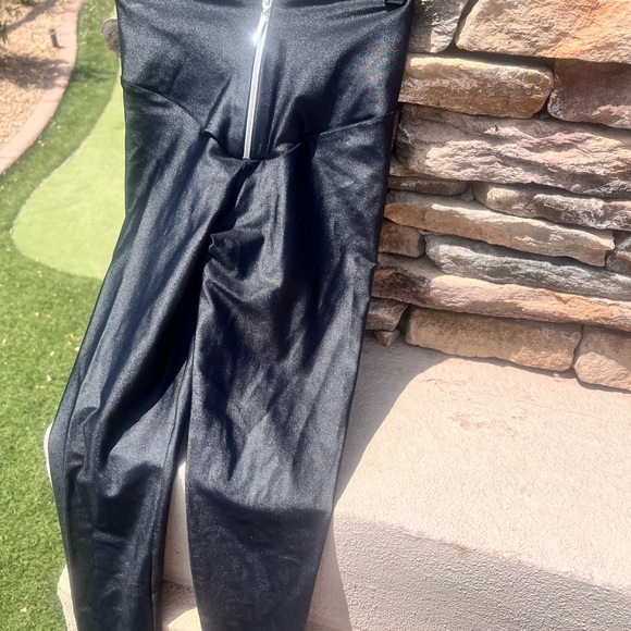 Women women’s size small athletic skinny black legging - Picture 12 of 17